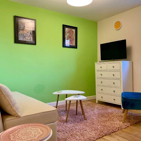 Pristine Apartment In The Centre Of Glastonbury Exterior foto